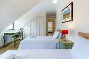 Chiado Apartments Lisbon Hotel